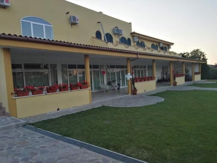 Agriturismo "Lo Zafferano" Aprilia Exteriér fotografie